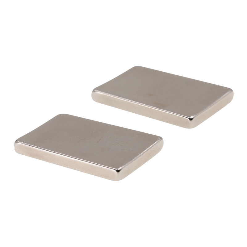 মনুষ্যবিহীন বায়বীয় যানের জন্য চুম্বক